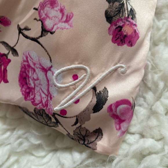 ❤️BNWT Victoria’s Secret Slippers❤️ s9-10 - Picture 5 of 6